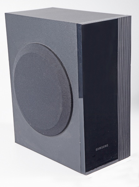 Bang & Olufsen. Sistema de som Beocenter 2500 (Beosyste
