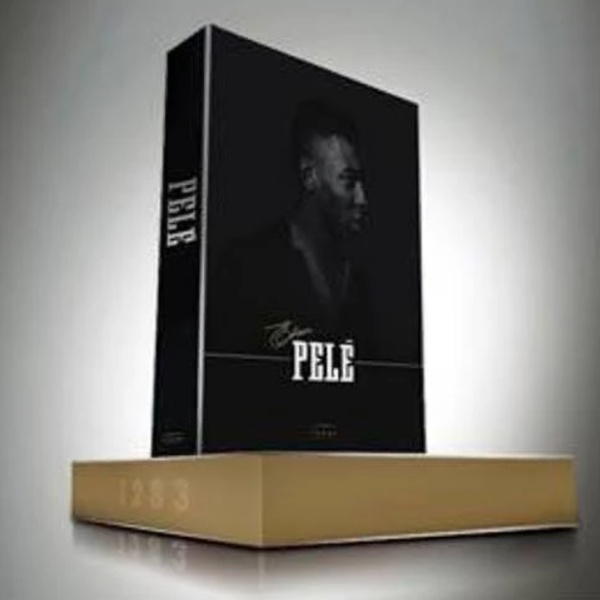Joias . Livro Pelé 1283  Editora Toriba, 2013. AUTOGRAFADO pelo próprio Pelé, Edição de ...