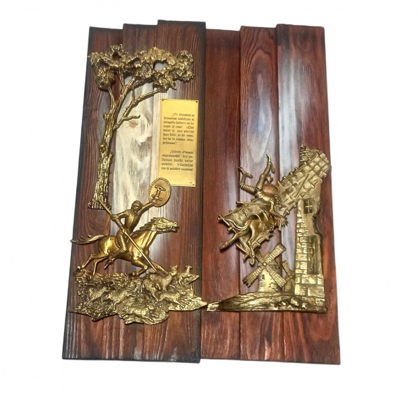 Joias . RR Antiguidades Esculturas de parede - Bronze sobre a madeira Representando A ...