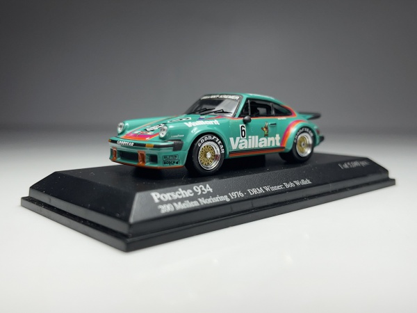 Miniature Minichamps 1/43 - Porsche 934 DRM Winner 1976 - Bob Wollek