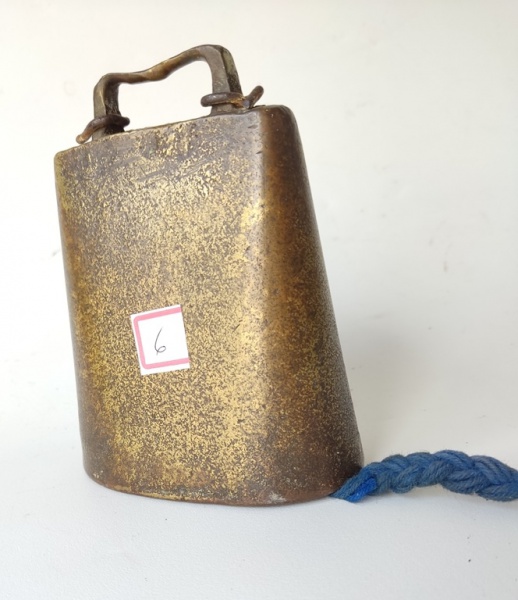 Arte . NAUFRÁGIO, IMPORTANTE RESGATE DE ESPADA DE CARACTERÍSTI foto 4