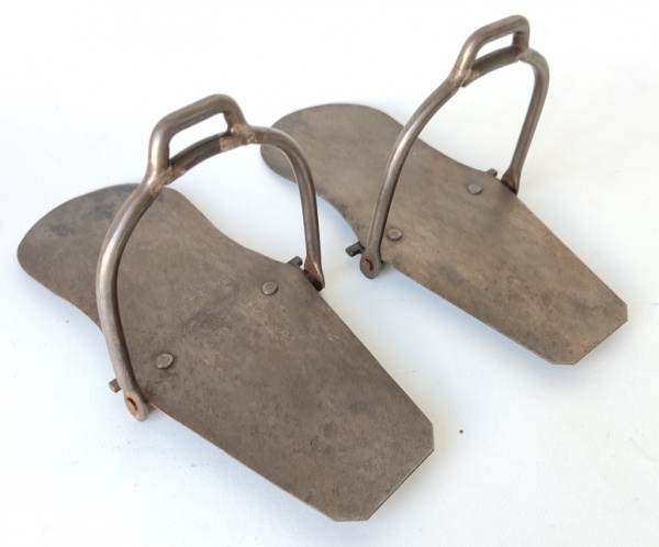 Arte . 16 - ANTIGO ESCASSO PORTA CADEADO PARA SACO DE CORREIOS foto 8