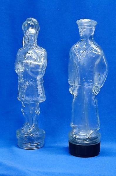 Arte . CAVALEIRO MEDIEVAL - PLÁSTICO PRATEADO - ALTURA 24 CM - foto 8