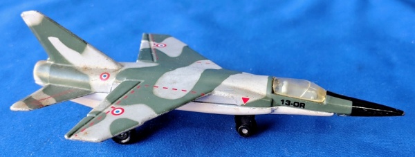Arte . 8 - EUROFIGHTER EF-2000 - 11.5 X 8 CM  MAISTO foto 6