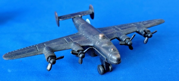 Arte . 32 -VINTAGE - MINIATURA - DIECAST - PENCIL SHARPENER - foto 1