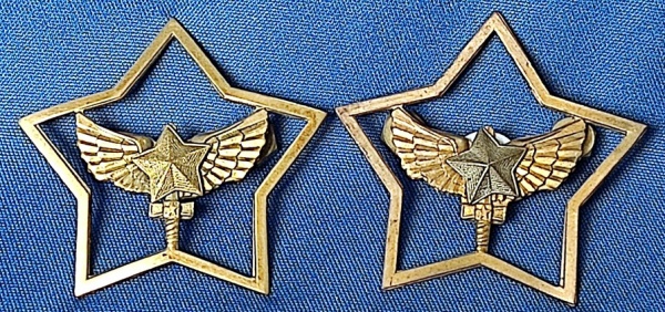 Arte . 10 - MARINHA DO BRASIL - ANTIGA INSIGNIA METÁLICA - CAP foto 8