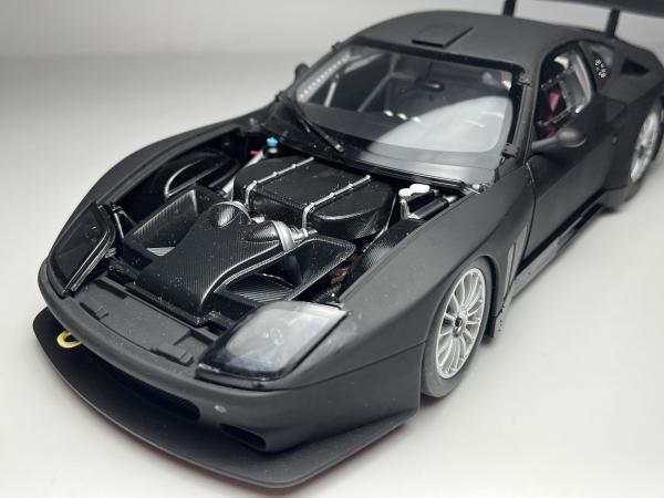 Ferrari 575 GTC Preto Fosco - Kyosho Escala 1/18 miniat