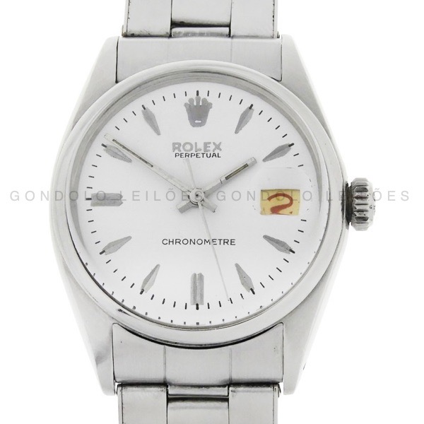 Relógio Rolex Oyster Perpetual - Ref. 6534 - Vintage Circa 1958 - Caixa em Aço - Pulseira em Aço Oyster Rivet - Tamanho da caixa: 34 mm - Funções: Horas - Minutos - Segundos - Calendário - - Movimento: Automático Cal. 1030 - Visor: Acrílico - Ano de fabricação 1958 - Acompanha: - Certificado The Watch Register - Observações: Relógio com mais de 30 anos de fabricação, não podemos garantir a precisão de funcionamento tão pouco o tempo de funcionamento.