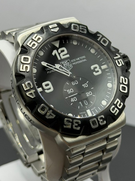 Relogios . TAG HEUER FORMULA 1 PROFESSIONAL "BIG DATE"  44mm (sem coroa). Relógio ...