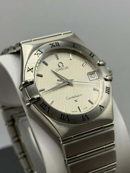 Relogios . OMEGA CONSTELLATION QUARTZ  36.1mm com a coroa. Ícone da relojoaria suíça, ...