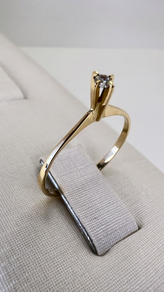 Joias . PINGENTE CRUZ CONFECCIONADA EM OURO AMARELO 18K. TAMANH foto 8