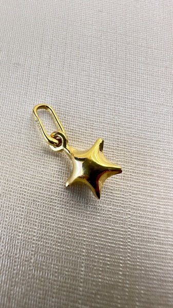 Joias . BRINCO VIVARA CONFECCIONADA EM OURO BRANCO 18K. COM DIA foto 8