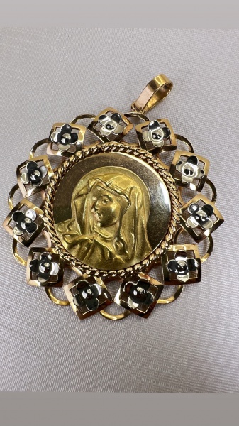 Joias . BROCHE FLORES CONFECCIONADO EM OURO AMARELO 18K PESO: 1 foto 1