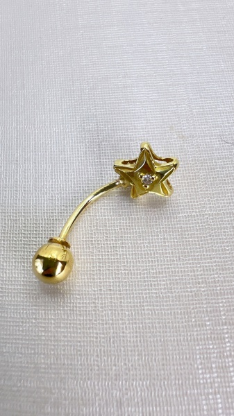 Joias . BRINCO ENTRELAÇADO CONFECCIONADA EM OURO AMARELO E OURO foto 7
