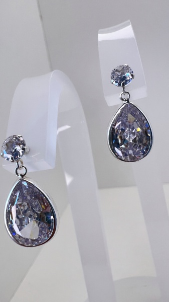 Joias . BRINCO ARGOLA COM ZIRCONIA CONFECCIONADA EM PRATA 925, foto 6