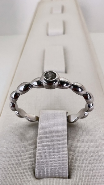 Joias . BRINCO ARGOLA COM ZIRCONIA CONFECCIONADA EM PRATA 925. foto 6