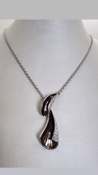 Joias . BRINCO ARGOLA COM ZIRCONIA CONFECCIONADA EM PRATA 925. foto 8