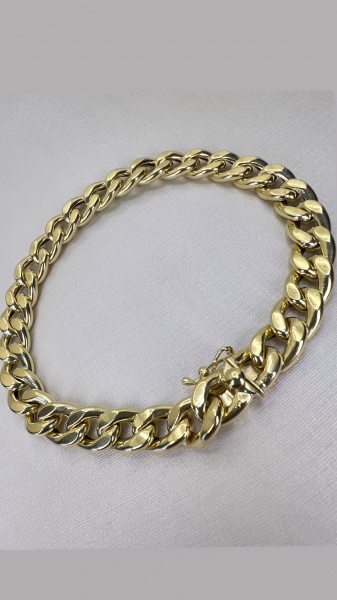 Joias . ANEL ESTILO BANANA CONFECCIONADA EM OURO AMARELO 18K. C foto 4