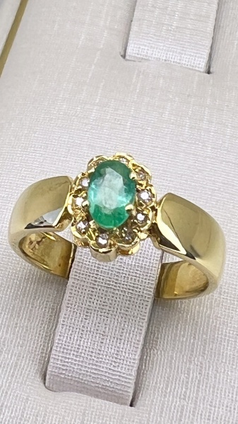 Joias . ANEL ESTILO BANANA CONFECCIONADA EM OURO AMARELO 18K. C foto 8