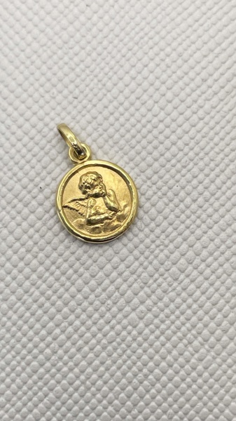 Joias . ANEL CORAÇÃO CONFECCIONADO EM OURO AMARELO 18K, COM ZIR foto 8