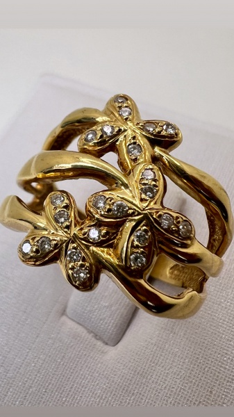 Joias . PULSEIRA CONFECCIONADO EM OURO AMARELO 18K, COM PEROLAS foto 3