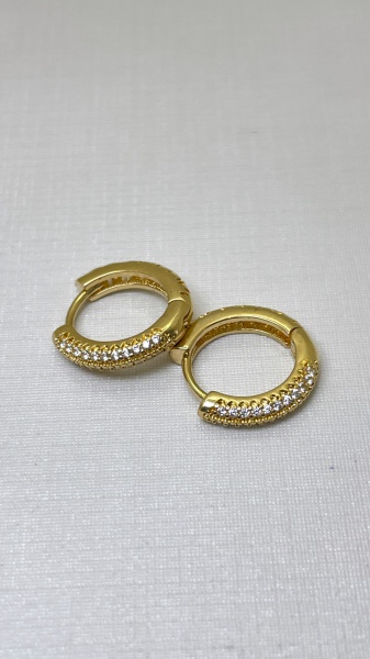 Joias . MEIA ALIANÇA CONFECCIONADO EM OURO AMARELO 18K, COM ZIR foto 5