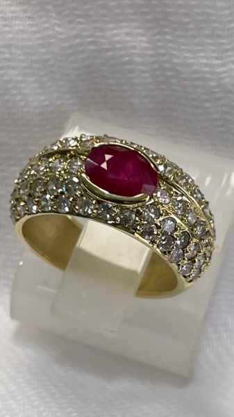 Joias . BRINCO PENDURADO CONFECCIONADO EM OURO AMARELO 18K, COM foto 5