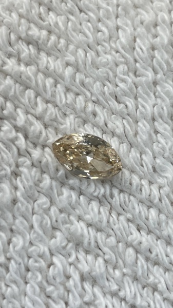 Joias . BRINCO PENDURADO CONFECCIONADO EM OURO AMARELO 18K, COM foto 6
