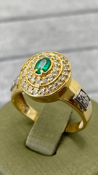 Joias . BRINCO CONFECCIONADO EM OURO BRANCO 18K, COM 2 ESMERALD foto 3