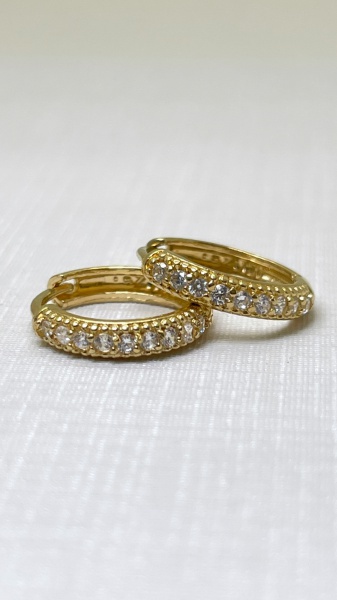 Joias . BRINCO ARGOLA CONFECCIONADO EM OURO AMARELO 18K, COM ZI foto 1