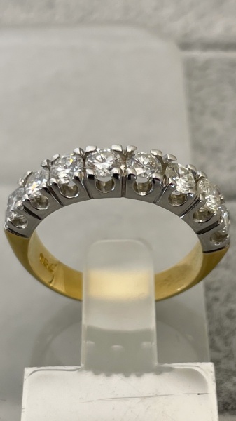 Joias . BRINCO ARGOLA CONFECCIONADO EM OURO AMARELO 18K, COM ZI foto 1