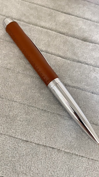 Canetas . CANETA MONTBLANC STARWALKER MISTERY - Bp PRETA E PRATA foto 3