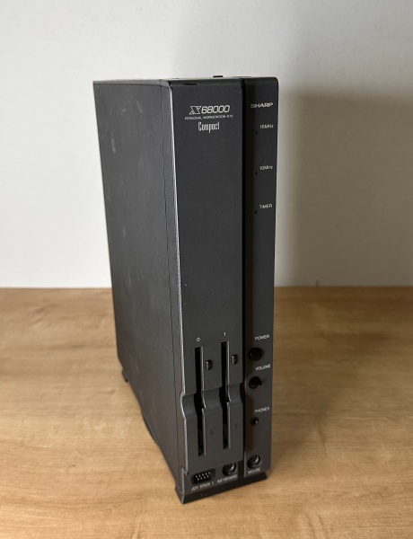 Micromputador SHARP X68000 - Peça em bom estado de cons