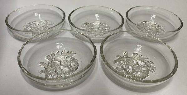 Joias . 6 taças em cristal, para licor, decoração floral. 5cm d foto 7
