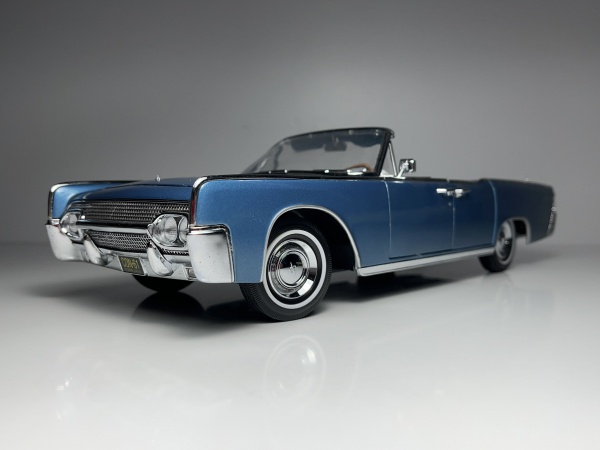 1961 Lincoln Continental Conversível Azul Metálico - S
