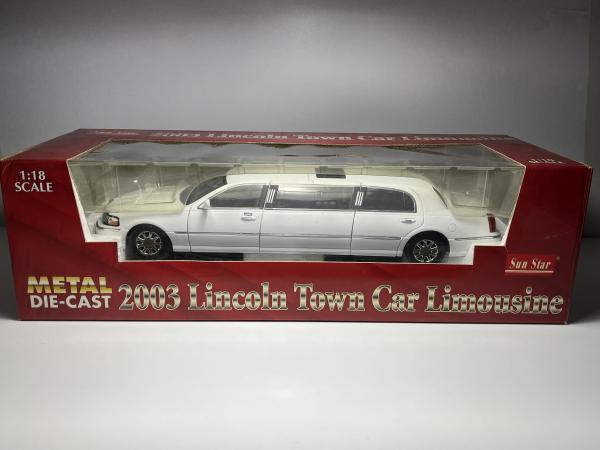 2003 Lincoln Town Car Limousine Branco - Sun Star Escal