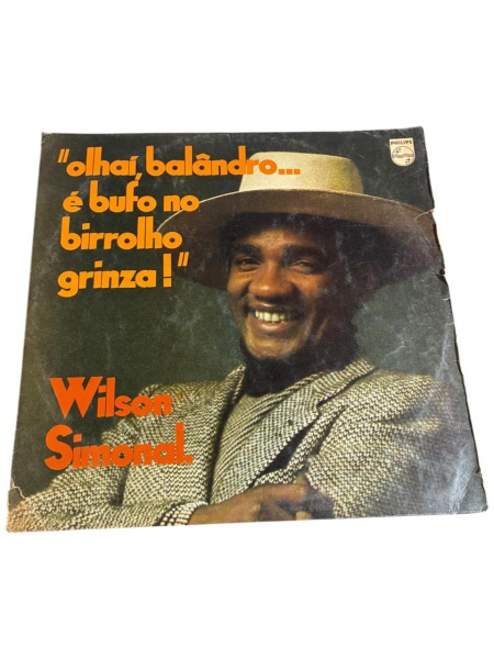 Joias . LP de Djavan - Alumbramento (1979); Disco em bom estado foto 1