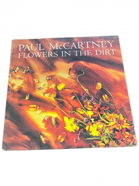 LP de, Paul McCartney - Flowers In The Dirt (1989); Em