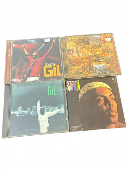 Joias . 5 CDs de Djavan, 1 - Luz; 2 - Novena, capa com trinco; foto 1