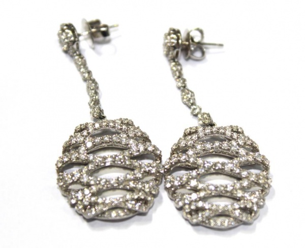 Joias . Carla Amorim. Pulseira de ouro 18k com diamantes. Peso foto 2