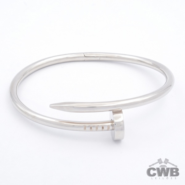CARTIER - Pulseira Juste Un Clou em Ouro Branco 18K com Acabamento Rodinado, Modelo Clássico, Largur