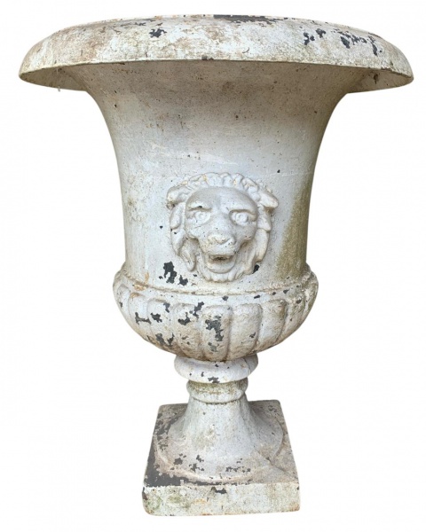Joias . Antigo vaso em ferro fundido possivelmente século 19 , foto 1