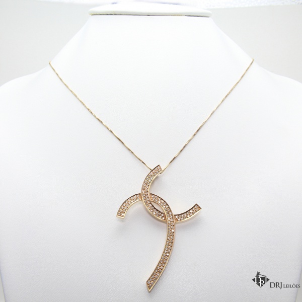 Joias . Colar com Pingente Cravejado em Ouro Rose 18K com Aprox. 0,20 Cts de Diamantes, ...
