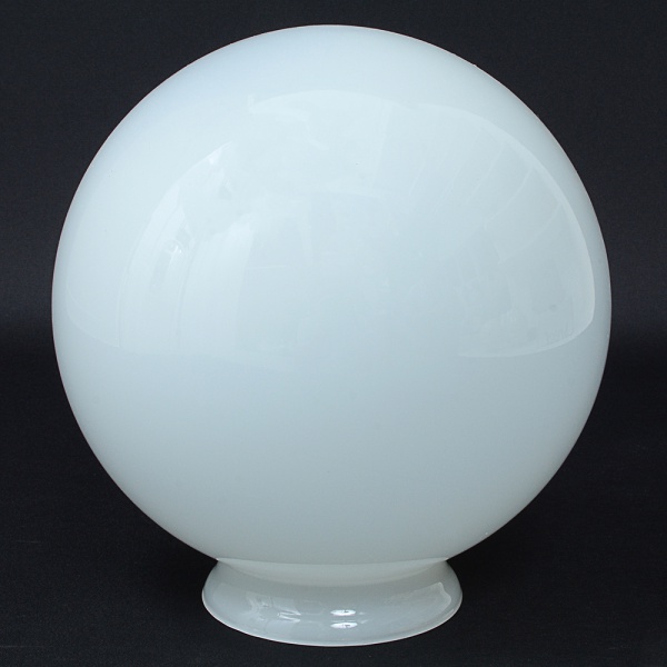 Antiguidades . Antigo globo para teto em opalina  francesa branca, perfeito,  medindo 18  x 22 ...