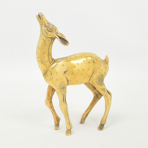 Antiguidades . Escultura representando "CERVO" em bronze cinzelado e polido . Med. 15 ...