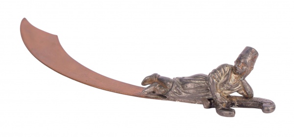 Joias . Antigo sabre com as armas da Republica, empunhadura em foto 1