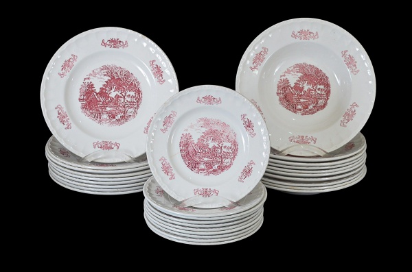 Joias . PORCELANA PORTO FERREIRA - Conjunto de jantar em porcelana branca com detalhes ...