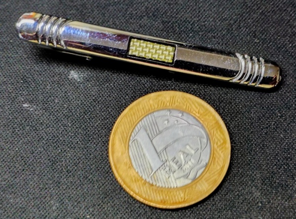 Arte . 102 - MEDALHÃO EM METAL PARA PAREDE - REINO UNIDO 35 CM foto 7