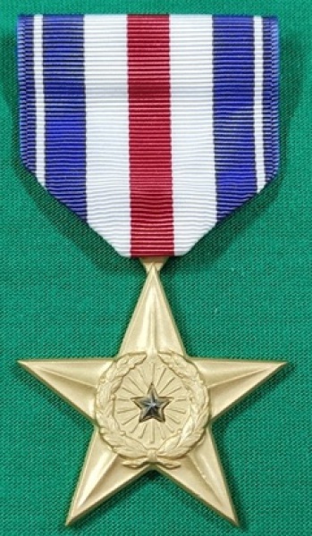 Arte . 3 - MEDALHA ORDEM SAGRADO TESOURO - 6a. CLASSE - ESTOJO foto 5