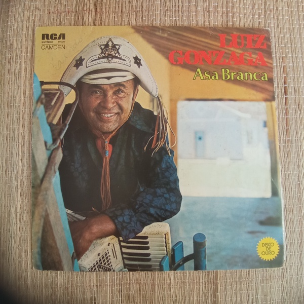 Joias . DISCO DE VINIL : SERGIO REIS ( 1983 ). disco ( VG+ ) em foto 3